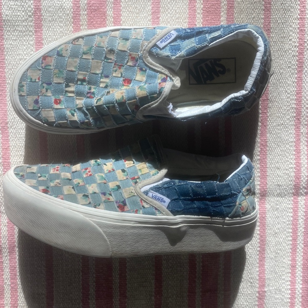 women’s denim pattern vans platform :)